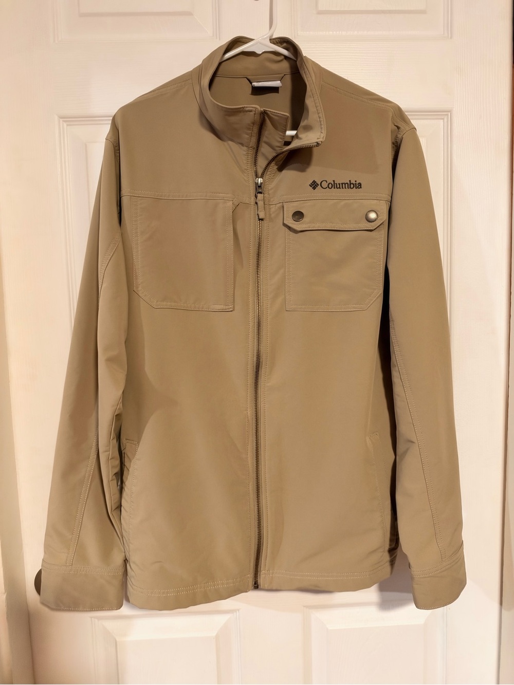 Columbia Men's Khaki Lightweight Softshell Jacket